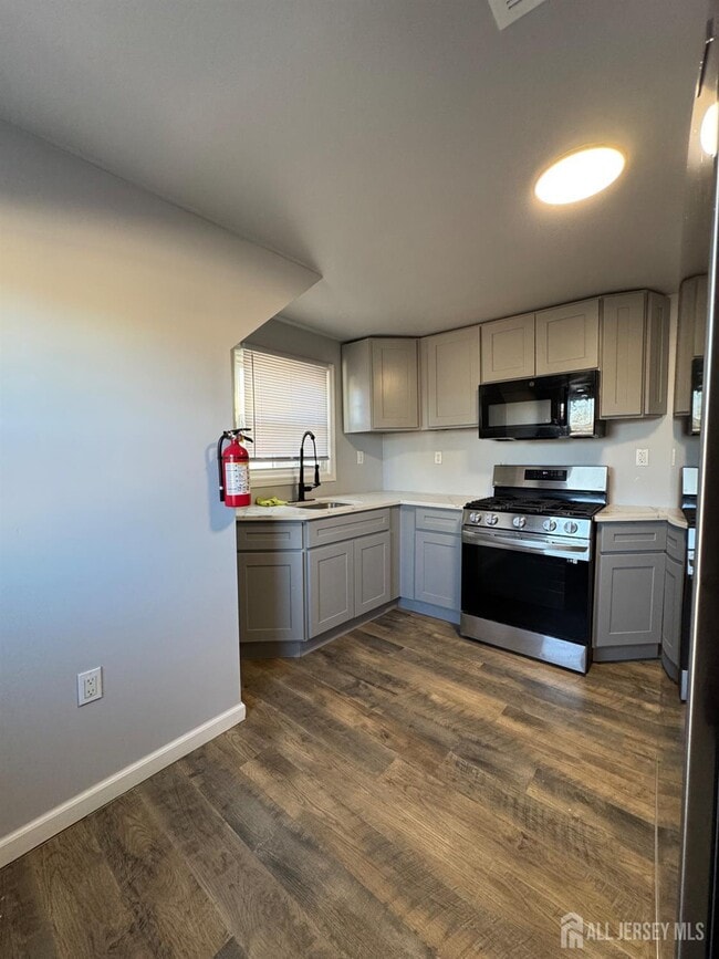 Photo - 150 Fabyan Pl Unidad 152