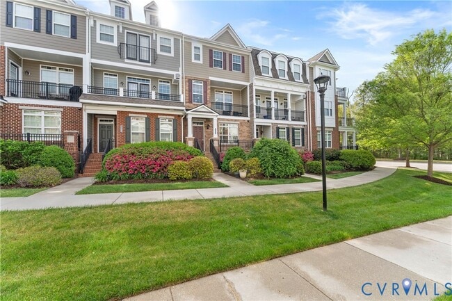 Photo - 3904 Village Townes Walk