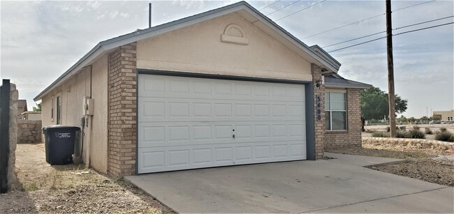 Photo - 3400 Tierra Cromo Rd