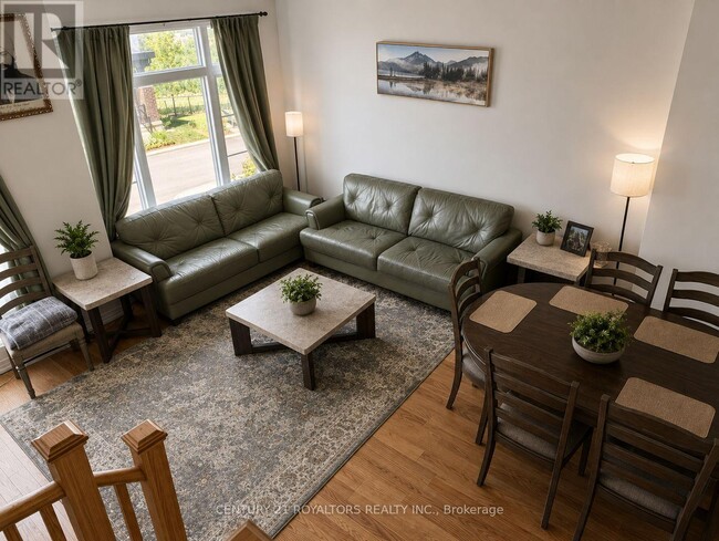 Photo - 400 Newman Dr