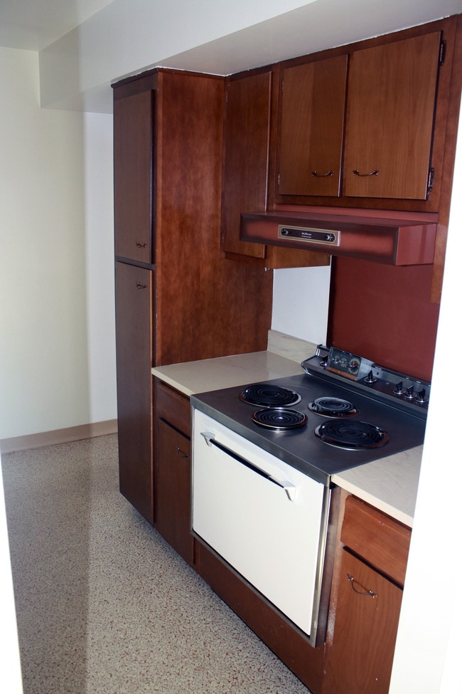 Photo - Creek View Apartment Homes 8817 w 35th st.