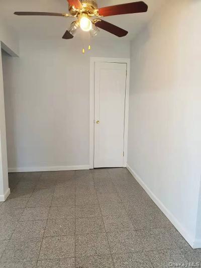 Photo - 20-30-30 146th St