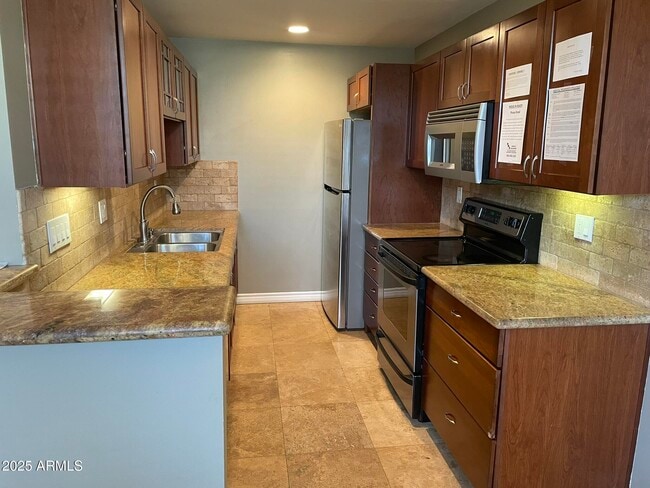 Building Photo - 4120 N 78th St Rental