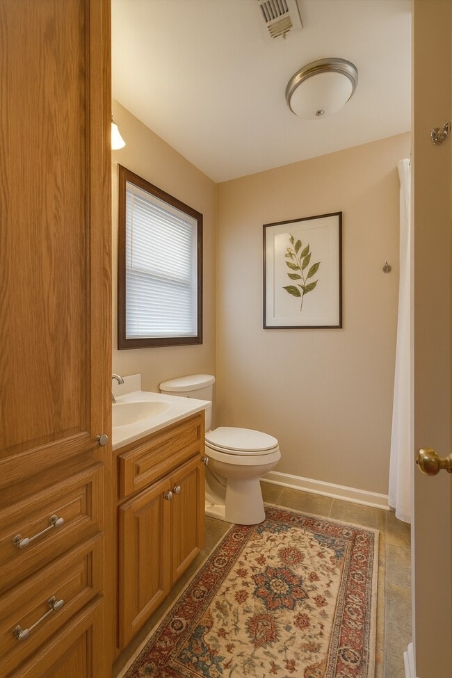 Photo - 206 Walton St