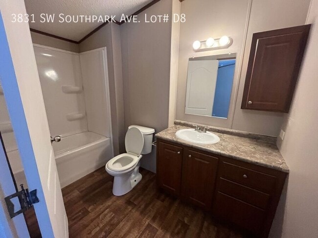 Photo - 3831 SW South Park Ave