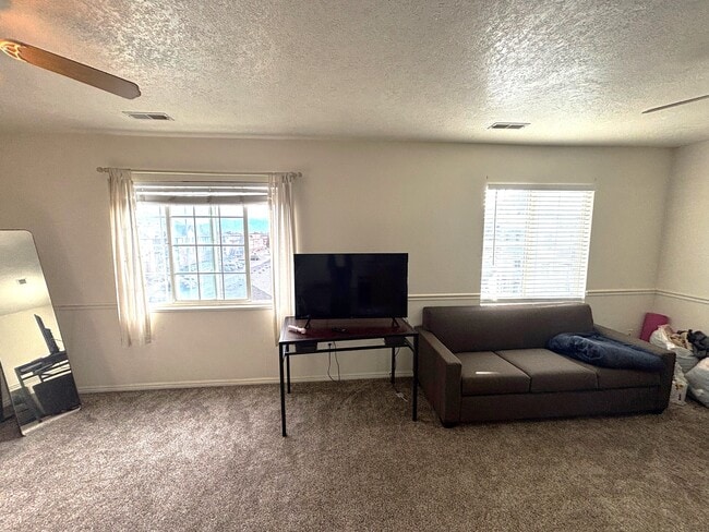 Photo - 112 W 1230 N