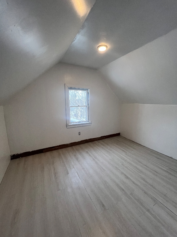 Photo - 12209 Corlett Ave