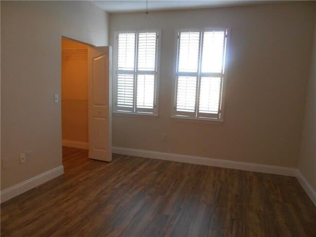 Photo - 2058 Alta Meadows Ln