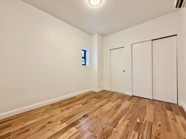 Photo - 346 W 52nd St Unit 3B