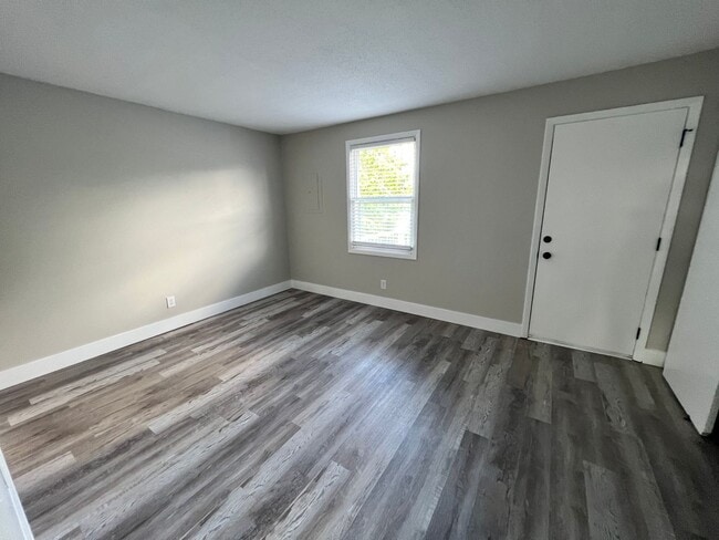 Photo - One bedroom available soon! Unit 1712 Franklin Ave Apt: A