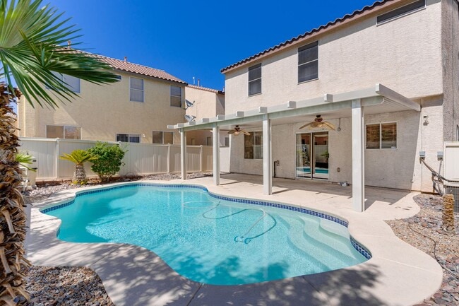Building Photo - Coronado Ranch Pool Home | Stunning 4 Bed Beauty with Designer Kitchen & Private Backyard Oasis**