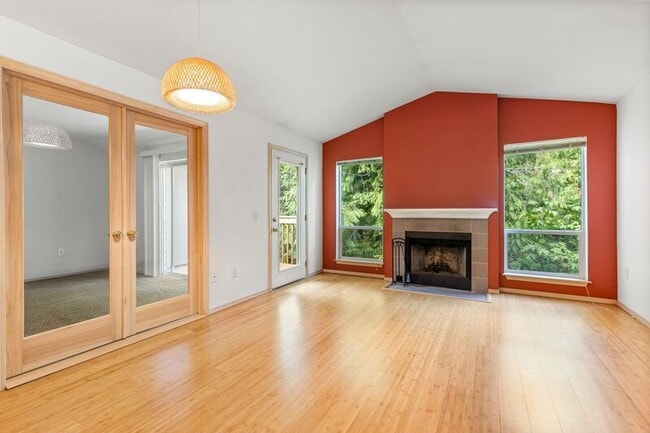 Building Photo - 5142 SW Multnomah Blvd Unit K Rental
