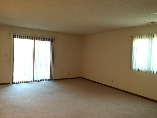 Photo - Parkside Apartments