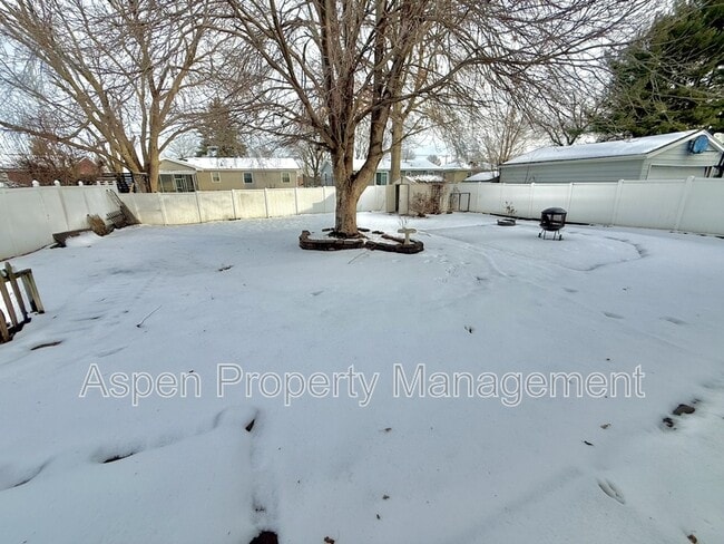 Photo - 1704 Parkway Dr