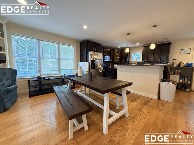 Photo - 5 Sparhawk St Unit 1