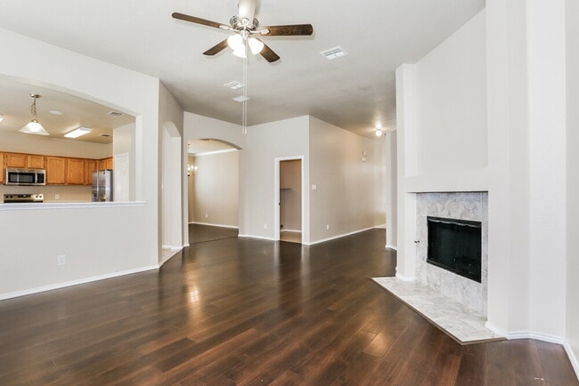 Photo - 2713 Meadowview Dr