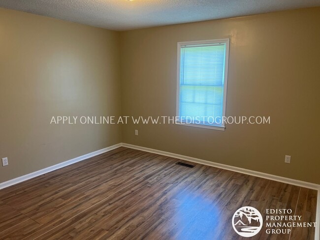 Photo - Centrally Located Two Bedroom, One Bathroom Home