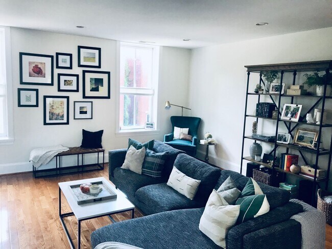 Photo - 2006 Mount Vernon Street Unit 2