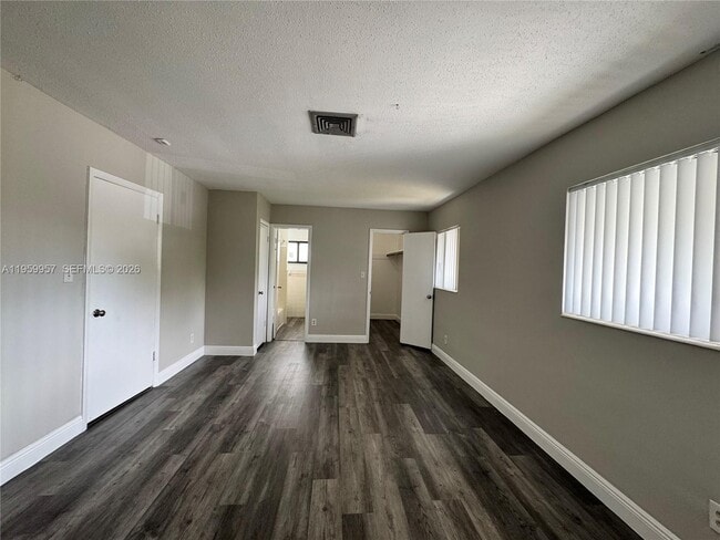 Photo - 1041 SW 15th Ave Unidad 10B