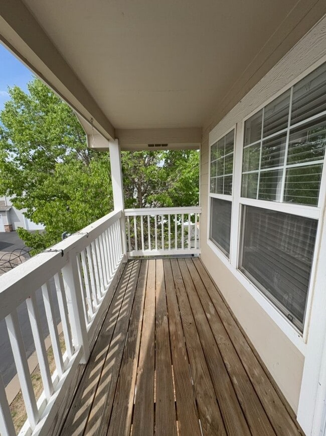 Building Photo - Spacious 2bd/2ba Condo w/ Garage, Water & Trash Included! Unit 1