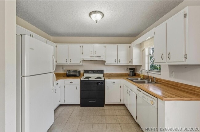 307 SE Husted Terrace