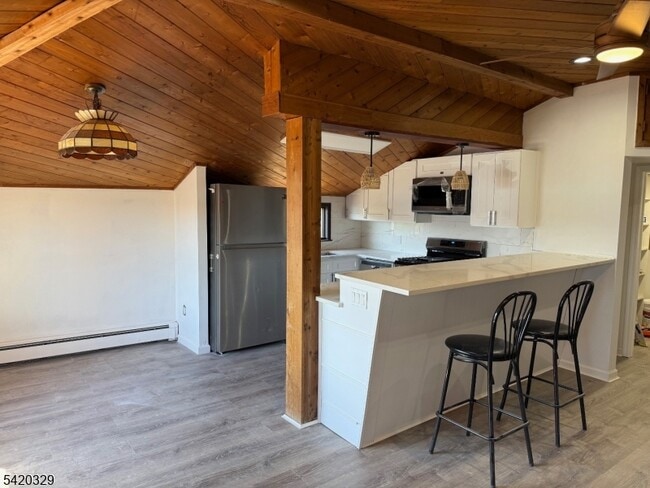 Photo - 9 MacDonald Rd