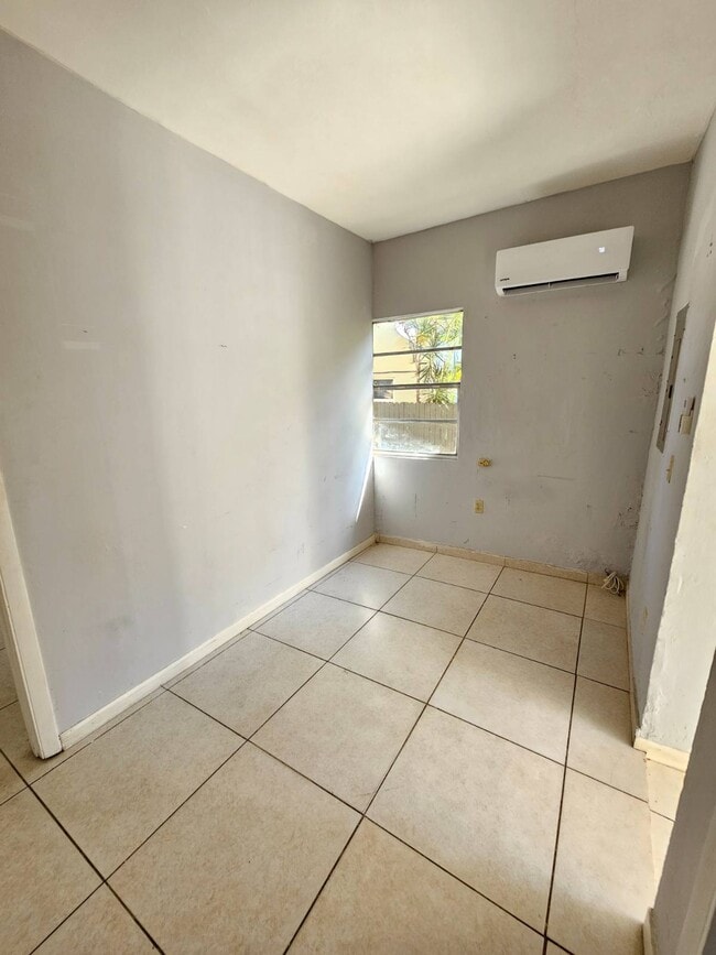 Photo - 1036 SW 2nd St