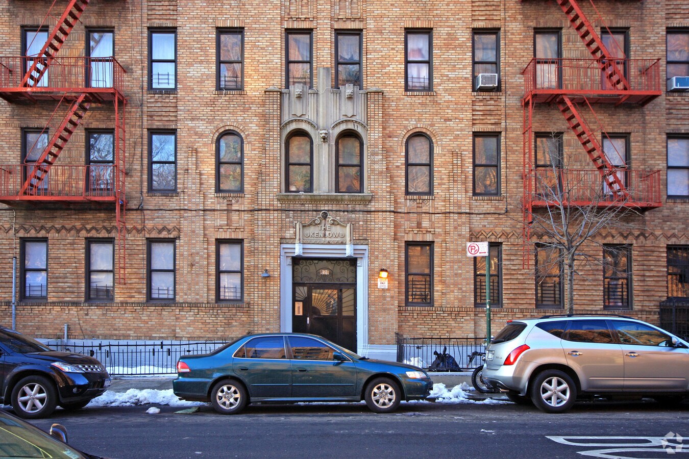 826 Crown St - 826 Crown St