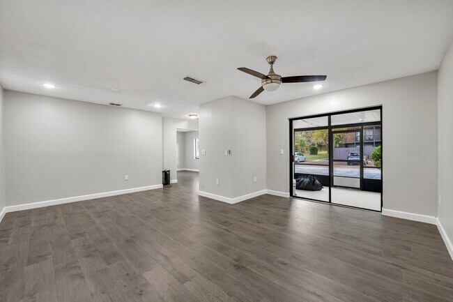 Photo - "Spacious 3-Bed, 3-Bath Townhouse with Elegant Hardwood Floors in Ocoee!"