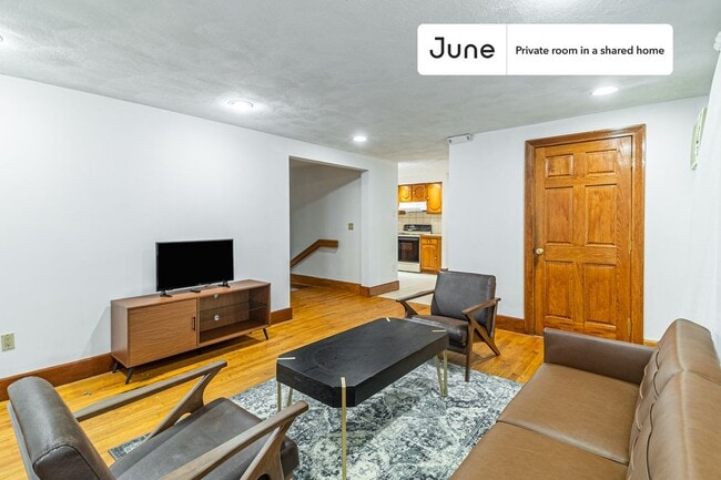 Photo - Room in Shared 5 bed/2 bath home Unit C