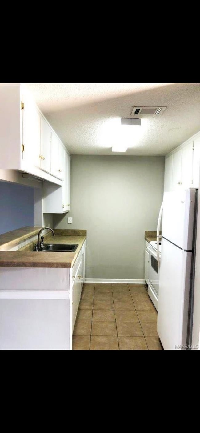 Photo - 124 N Springview Dr