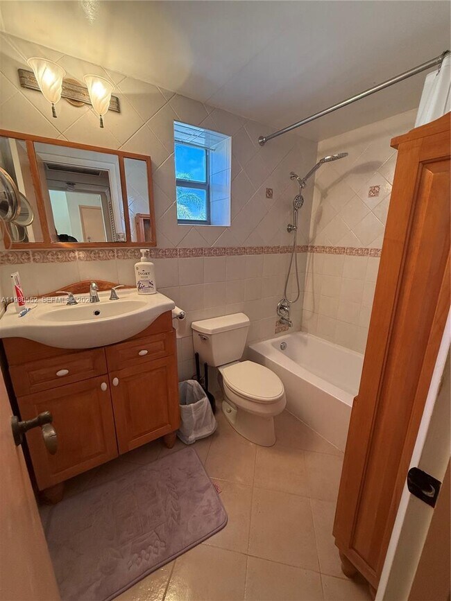 Photo - 1480 Euclid Ave Unit 301