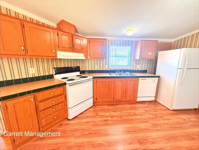 Photo - 3/2 Hoover Valley Doublewide