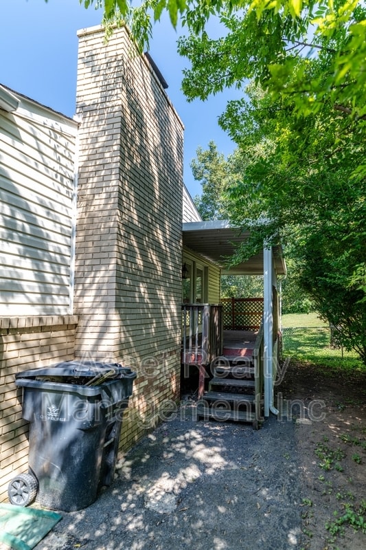 Photo - 2139 W Gilbert Ln