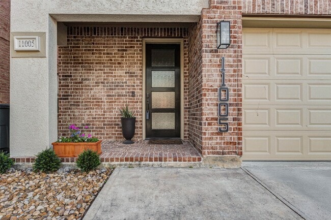 Photo - 11005 Upland Forest Dr