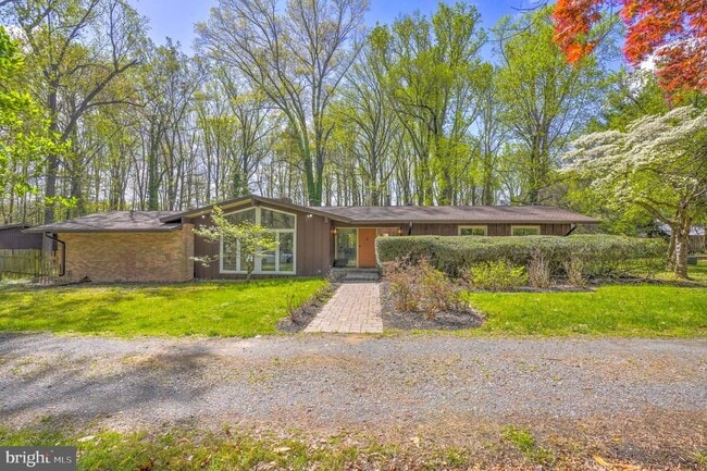 Photo - 15444 Old Marshall Hall Rd House