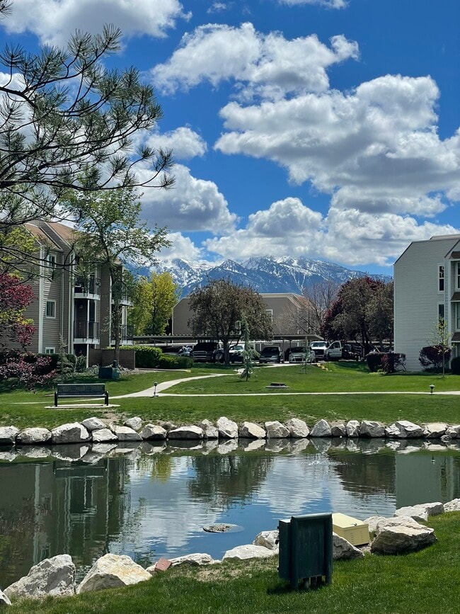 Photo - 1044 E Quail Park Dr