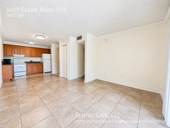 Photo - 3409 Clark Rd