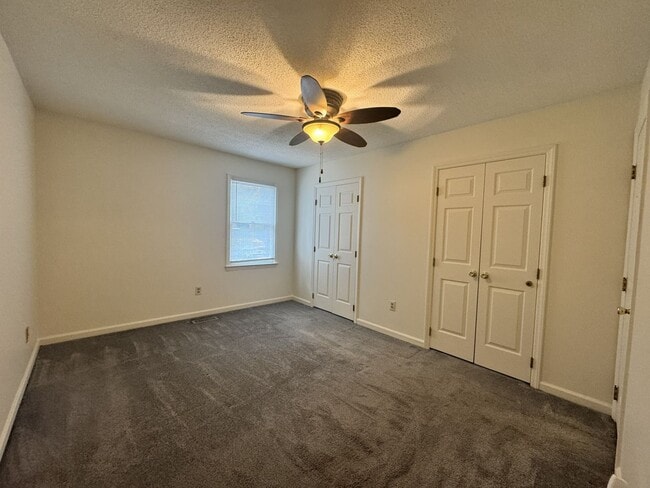 Photo - 133 Columbine Dr