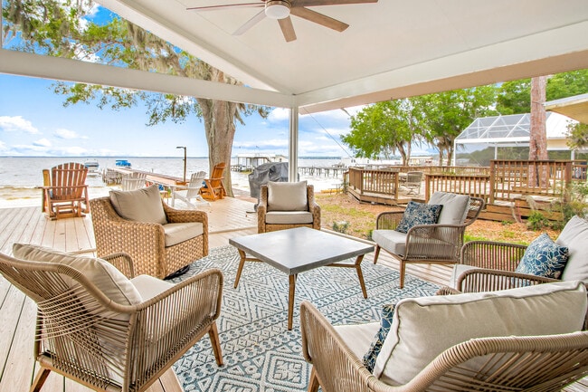 Building Photo - 13920 SE 124th St