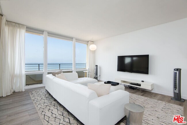 18063 W Coastline Dr Unit 3