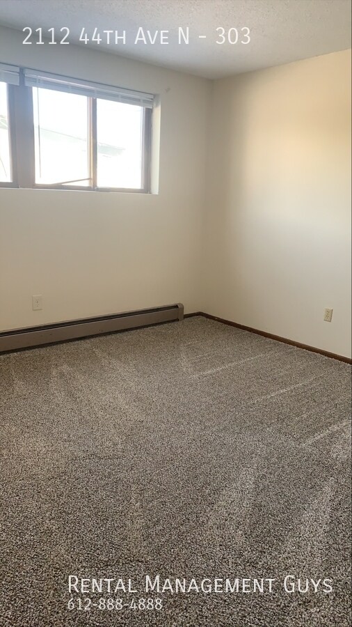 Photo - 1 Bedroom Apartment- Laundry and Off Stree... Unit 303