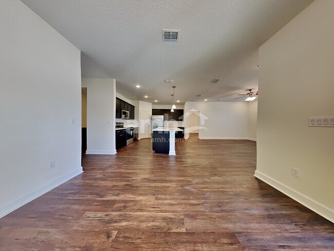 Photo - 2825 Alanas Mdw Wy