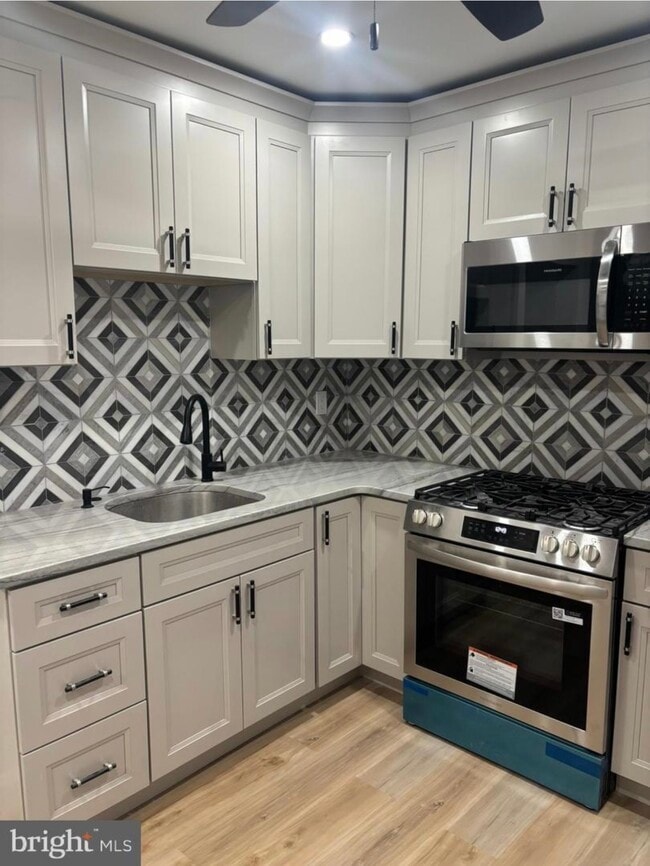 Photo - 321 Loney St Unit 320 C