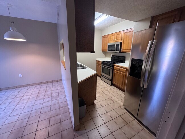 Photo - 147 Kelton St Unit 715