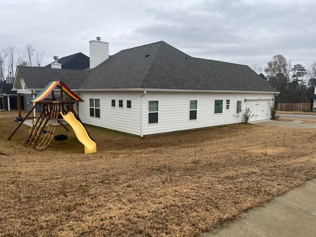 Photo - 235 Haverford Dr