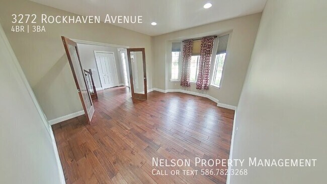 Photo - 3272 Rockhaven Ave