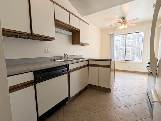 Photo - 1361 E Evergreen Dr