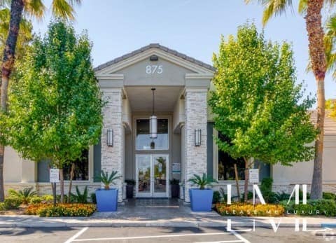 Building Photo - 875 E Silverado Ranch Blvd Rental