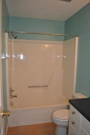 Photo - Spacious 2 Bedroom Townhome Near Downtown ...